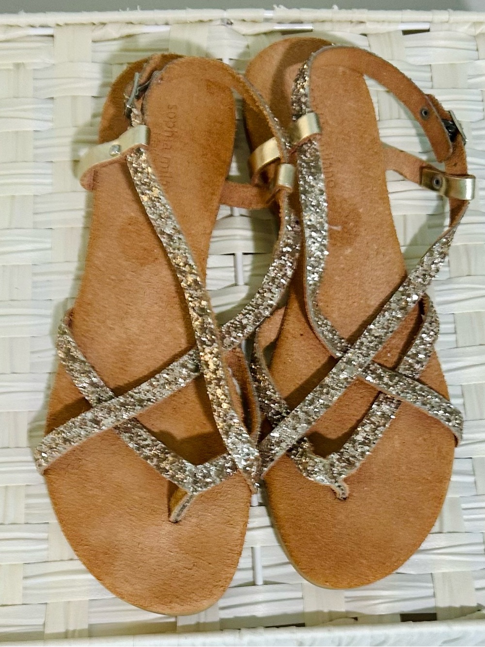 Sophia Milano Strappy Flat Sandals Gold Glitter Leather Buckle Ankle Strap 9